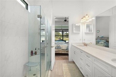 Pool, lake, cul-de-sac and all in a gated community. What more - photo 22