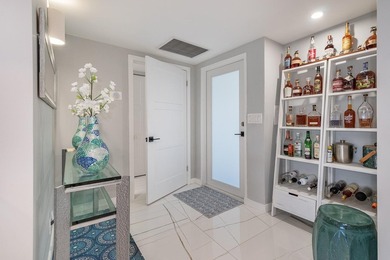 Owner offers a very competitive price. Outstanding 2/2 unit with - photo 25