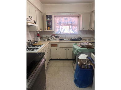 Excellent opportunity to own a brick semi-attached two-family - photo 4