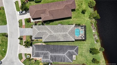 Pool, lake, cul-de-sac and all in a gated community. What more - photo 40