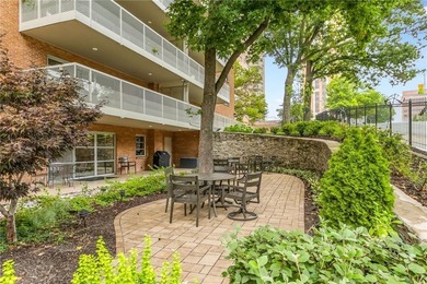 Experience effortless Plaza living in this spacious 2-bedroom - photo 45