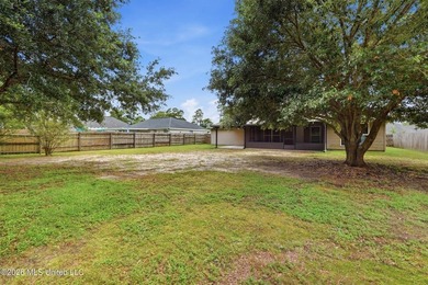 Welcome home to this well maintained 3-bedroom, 2-bathroom home - photo 48