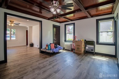 Charming 3-bedroom, 1.5-bath colonial offering a great - photo 4