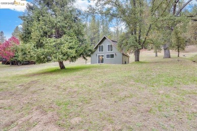 Your Dream Yosemite Mountain Getaway in Groveland, CA! Escape to - photo 13