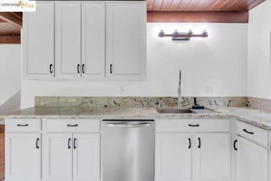 Your Dream Yosemite Mountain Getaway in Groveland, CA! Escape to - photo 23