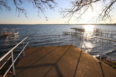 Own a piece of Big Spirit Lake History! This 1900 built - photo 5