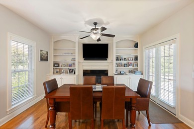 Welcome to this stunning 5-bedroom, 4.5-bathroom home located in - photo 27