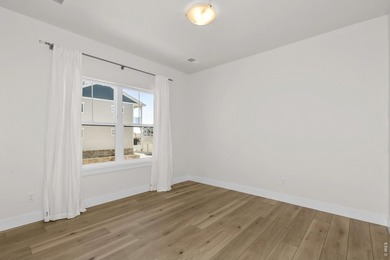 Enjoy easy, single-level living in this 2-bed, 2-bath condo - photo 30