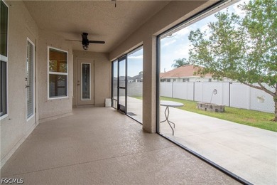 Welcome to your meticulously maintained and *like new* move-in - photo 33