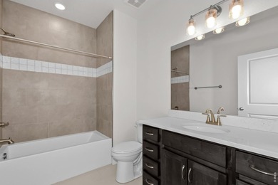 Enjoy easy, single-level living in this 2-bed, 2-bath condo - photo 33