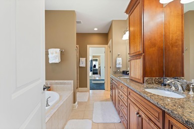 Welcome to this stunning 5-bedroom, 4.5-bathroom home located in - photo 35