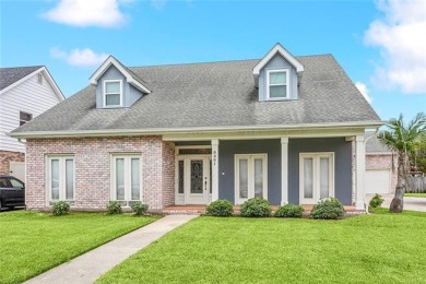 Lake Pontchartrain Home For Sale in Kenner Louisiana