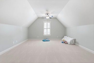 Welcome to this stunning 5-bedroom, 4.5-bathroom home located in - photo 52