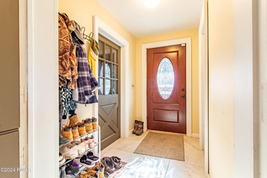 Colonial style farmhouse situated on 91+ acres and an active - photo 3