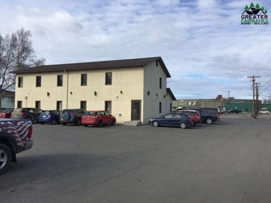 4 unit office in the heart of Fairbanks on heavily trafficked - photo 3