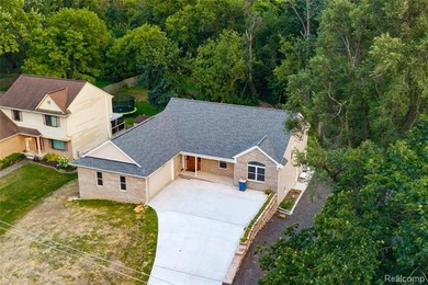 Modern New-Build ADA-Accessible Home in Waterford Welcome to - photo 15