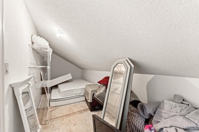 Welcome to this beautiful 4-bedroom, 2.5-bath waterfront home - photo 27