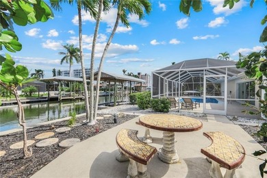 LUXURY WATERFRONT LIVING ON SOUTH FORT MYERS BEACH! RARE - photo 29