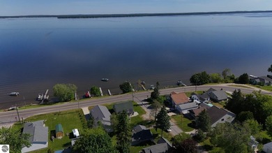 2 Bedroom, 1 Bathroom beautiful home with deeded access to - photo 38