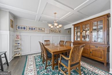Beautifully maintained and showing like new, this 5 bedroom, 3 - photo 9