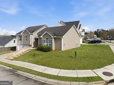 **PRICE REDUCED BELOW MARKET VALUE - MOTIVATED SELLER!** This is - photo 4