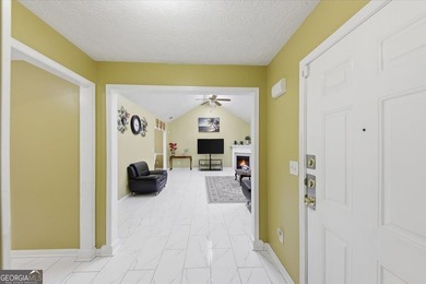 **PRICE REDUCED BELOW MARKET VALUE - MOTIVATED SELLER!** This is - photo 6