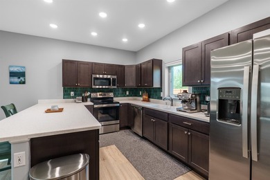 Must-see, beautifully maintained 2-story home located in one of - photo 6