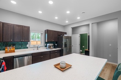 Must-see, beautifully maintained 2-story home located in one of - photo 8