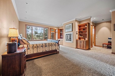 This timeless custom home located in Broken Top is quietly - photo 40