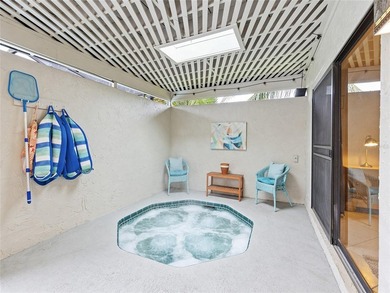 Beautiful 4-bedroom, 2-bathroom pool home on a corner lot with - photo 47