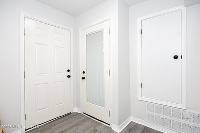 Stunning newly renovated white brick home in DOWNTOWN GOLF CART - photo 49