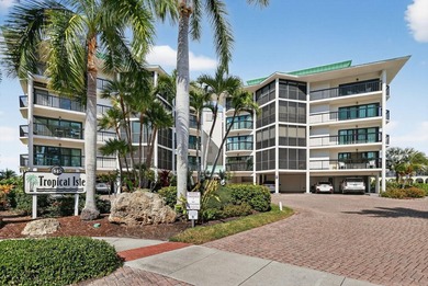 Marco Island Area Condo For Sale in Marco Island Florida