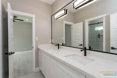Unlock the full potential of coastal rental income with this - photo 19