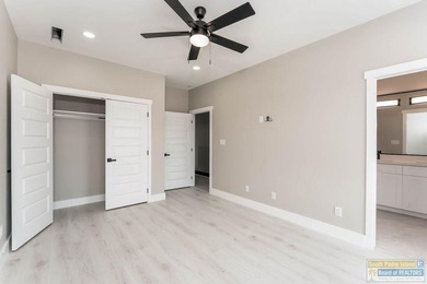 Unlock the full potential of coastal rental income with this - photo 24