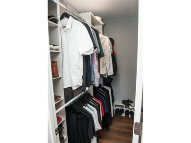 Welcome Home to this beautifully renovated dream home with 1368 - photo 27