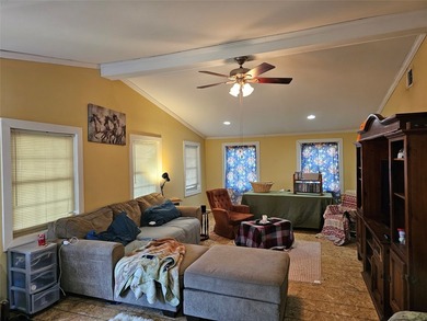 Here is the country get away you have been looking for! Only 1.5 - photo 3