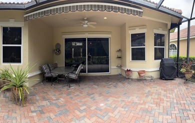 Welcome Home to Luxury and Comfort! Step into this stunning - photo 37