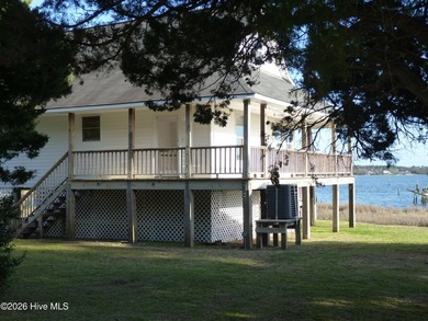 Newport River  Home For Sale in Newport North Carolina