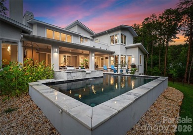 Rare opportunity to own a Simonini-built contemporary waterfront - photo 4