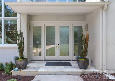 Rare opportunity to own a Simonini-built contemporary waterfront - photo 6