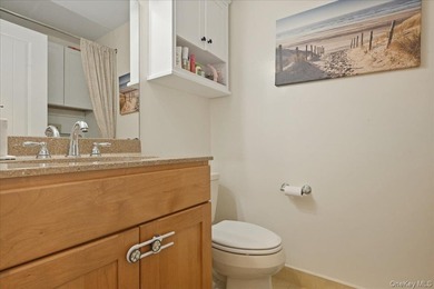 Welcome to Willow Wood, where comfort, convenience, and - photo 13
