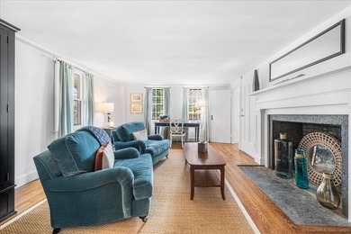 Wonderful waterfront antique home on 1.6 acres. The Parker Bull - photo 15