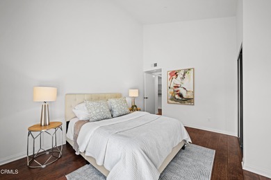 Great Location - Top Floor, End Unit, Single level with