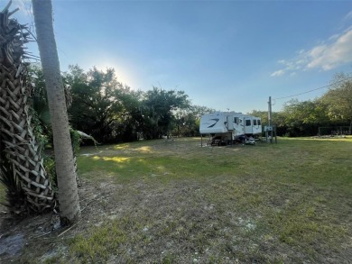 **PRICE IMPROVEMENT** HUGE LOT, AMAZING LOCATION!! Nearly 3/4 of - photo 21