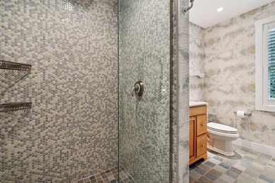 Privately nestled on over 7 acres of dramatic, unspoiled - photo 38
