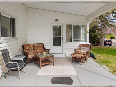 Stunning mid-century remodeled home offering five spacious - photo 42