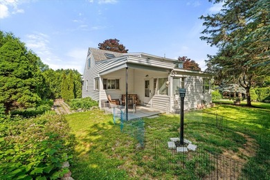 Stunning mid-century remodeled home offering five spacious - photo 49