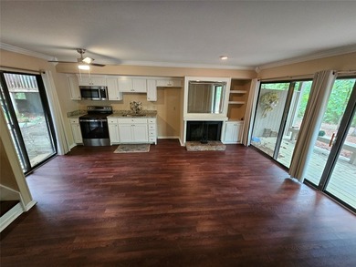 Enjoy easy living in this charming 1-bedroom, 1-bath condo - photo 12
