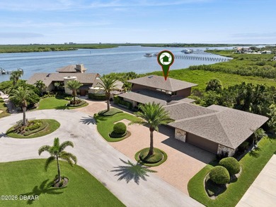 Experience the pinnacle of coastal luxury living in this - photo 16