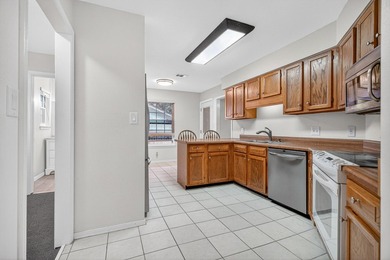 Located in the heart of Niceville, this well-maintained home - photo 17